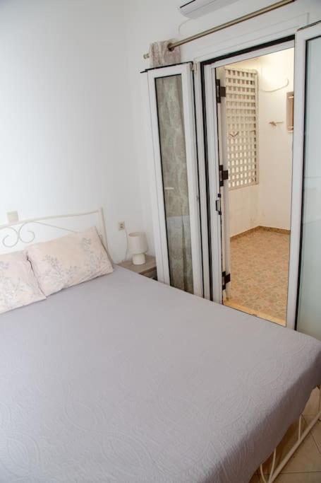 Appartamento Εξοχη Και Θαλασσα Makrýgialos Esterno foto