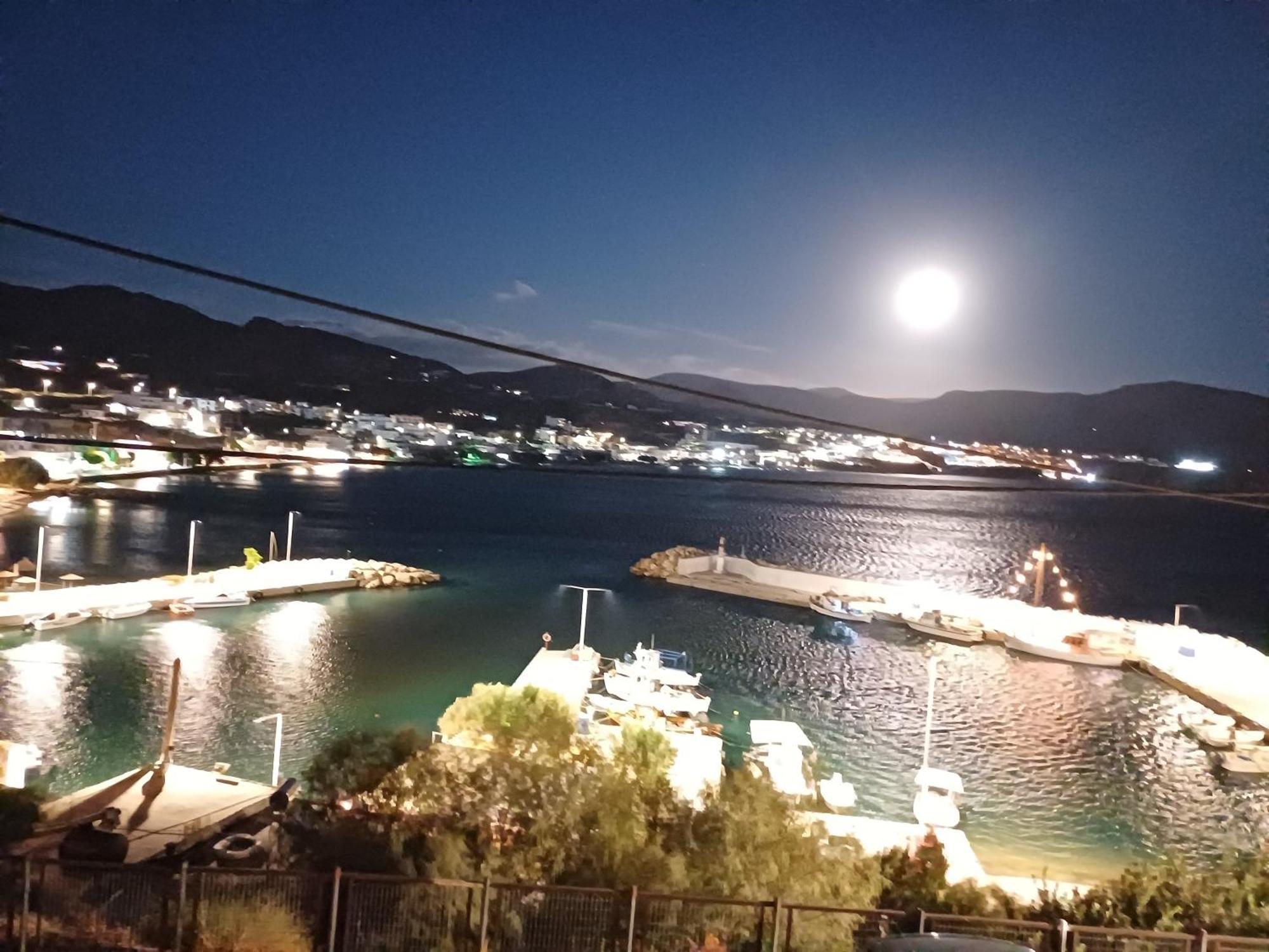 Appartamento Εξοχη Και Θαλασσα Makrýgialos Esterno foto